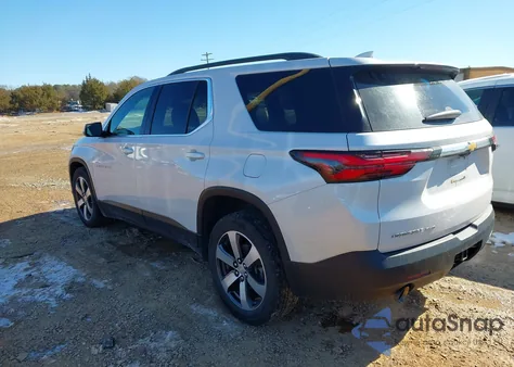 2022 Chevrolet Traverse Awd Lt Leather z USA, uszkodzony, nr VIN 1GNEVHKW2NJ149395